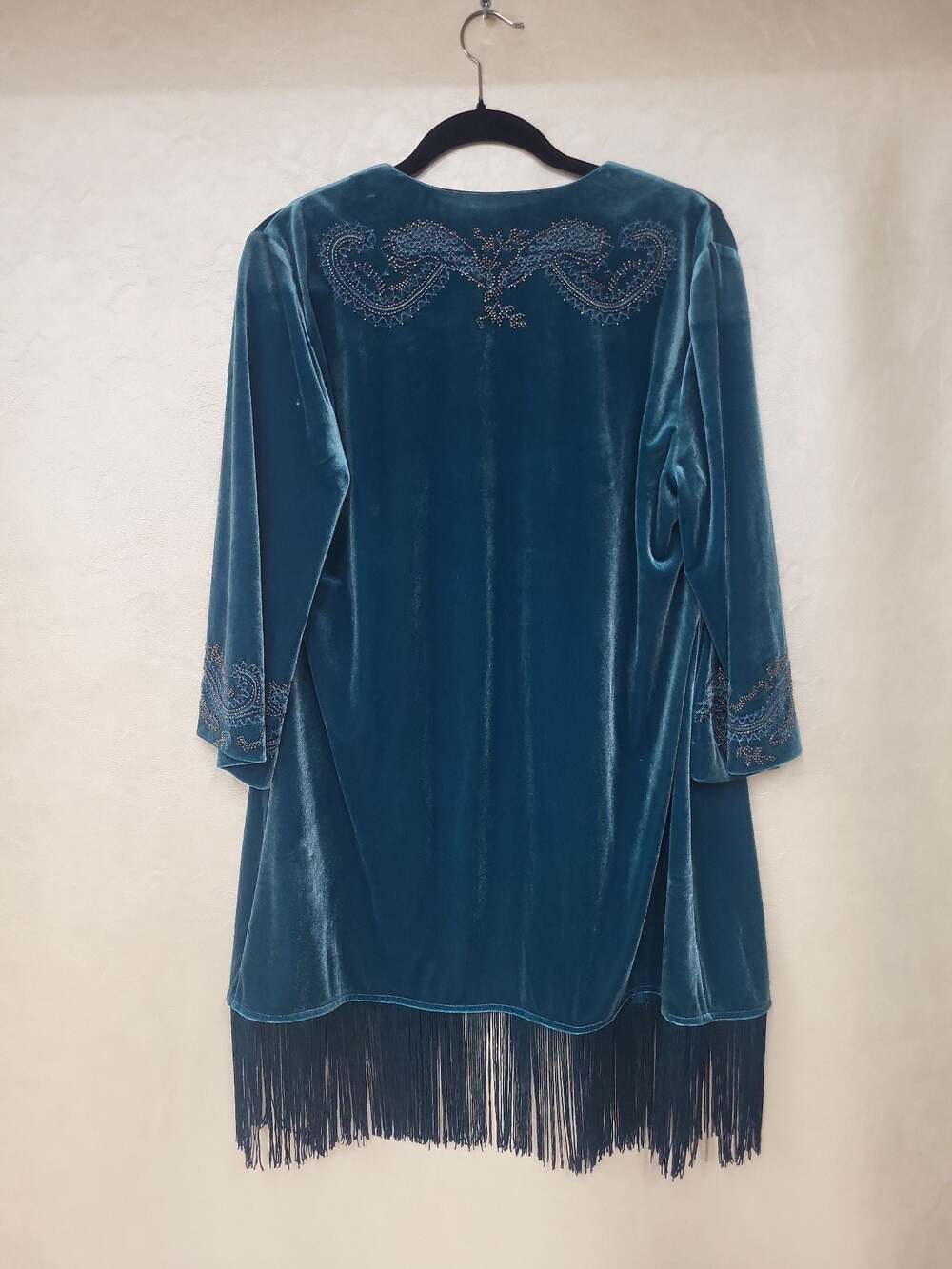 Chico's Travelers Velvet Beaded Fringe Kimono Cardigan Size 2 (12/14) - Picture 4 of 6